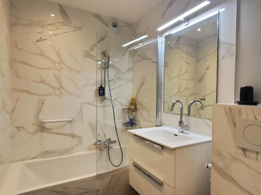 MIOUGRANO Studio 25m2 Piscine 300m Plage - 5