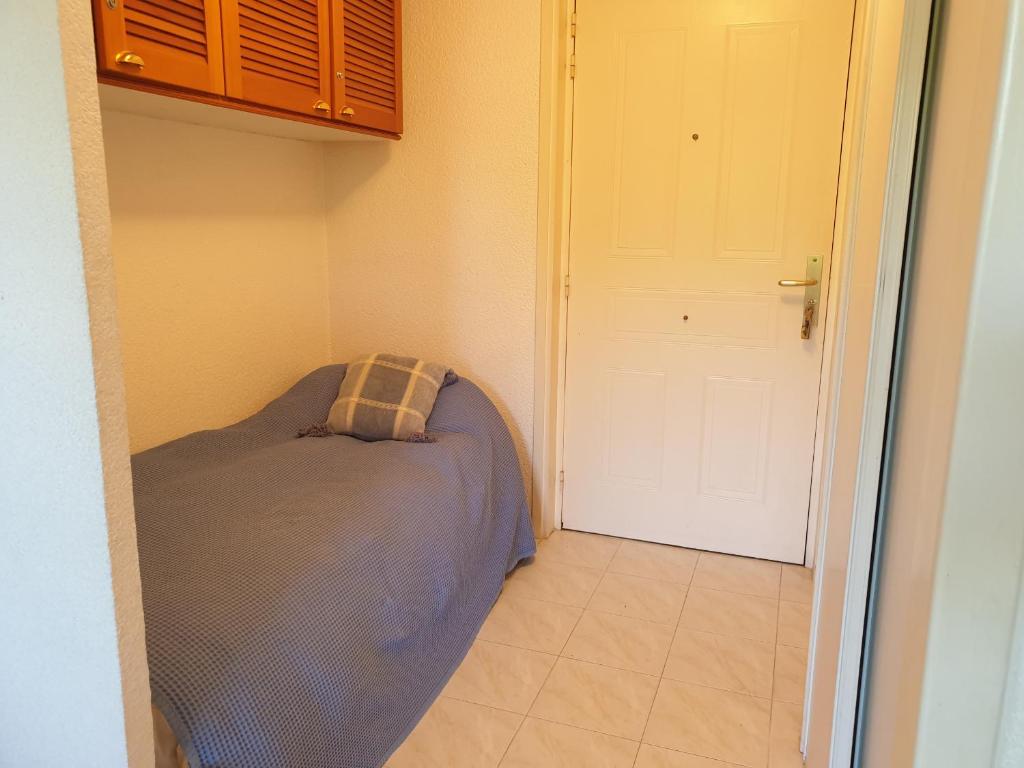PORT FREJUS Studio Cabine 100m des plages 4 Person - 4