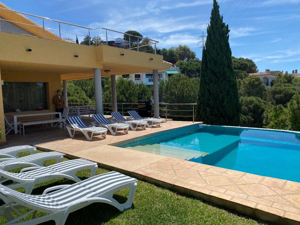 Luxury Villa with spectaculair views by Varenso Holidays - 4