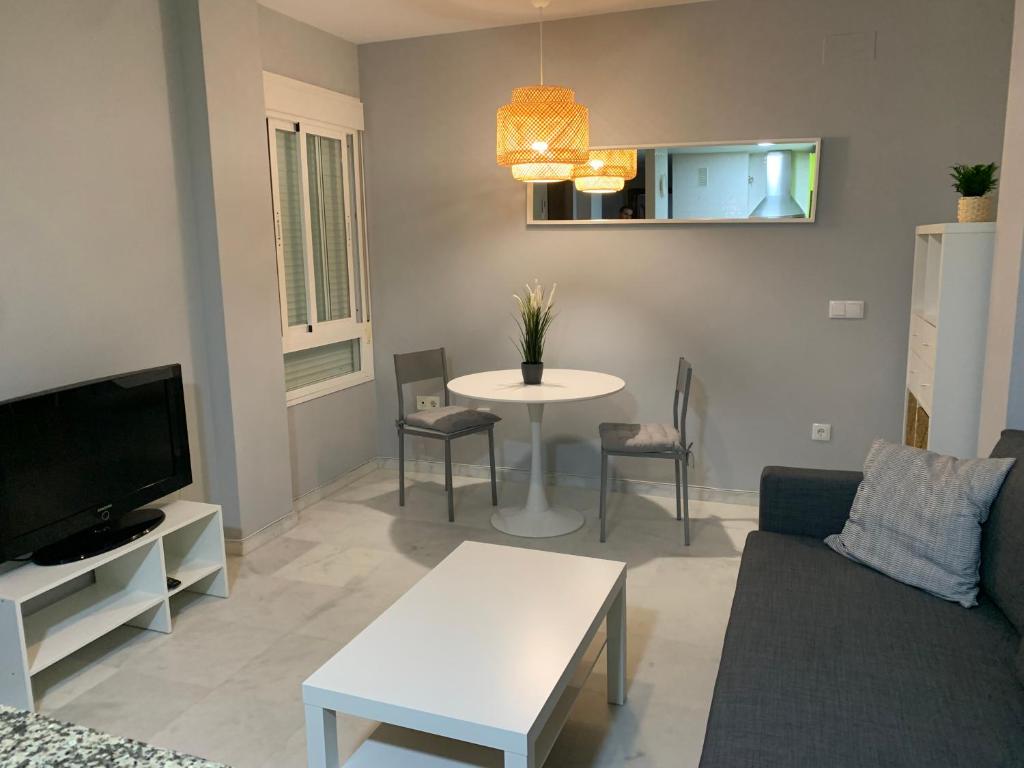 Apartamento a 5 minutos de la playa de la caleta - 1