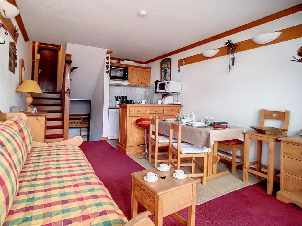 Studio duplex lumineux, départ et retour ski aux pieds, balcon ensoleillé, idéal pour 4 pers. - FR-1-344-257, Les Menuires