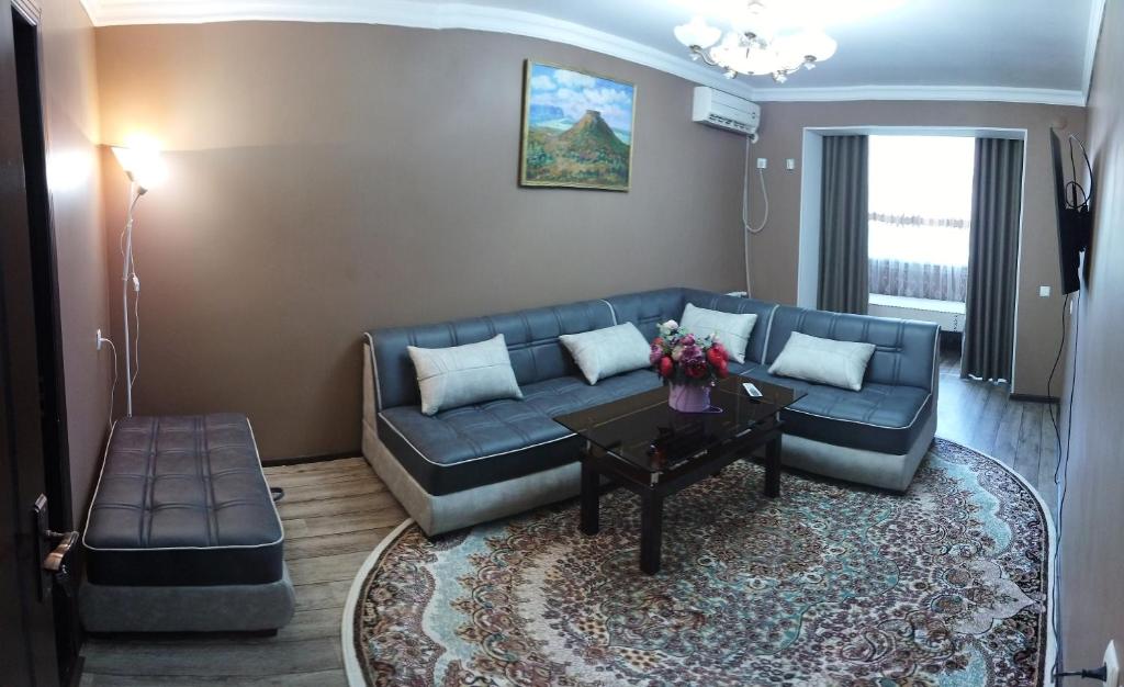 Apartment near Farkhadskiy bazar — Hotel in Tashkent