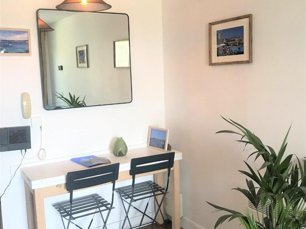 Studio cosy avec terrasse et accès piscines à Cap Esterel - FR-1-504-645 - 4