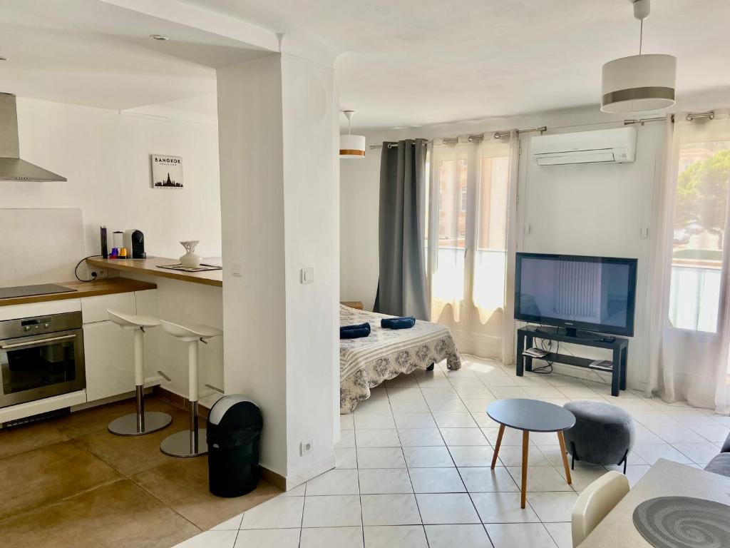 Appartement confortable pres de la plage Catalane et Pharo photo