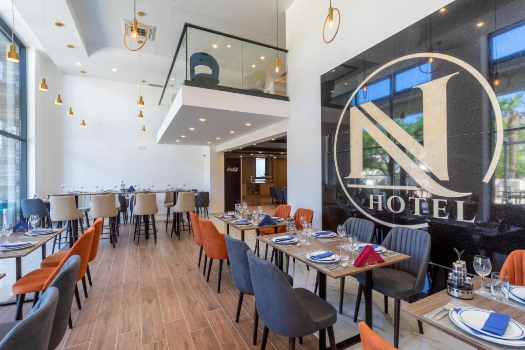 N Hotel - 4