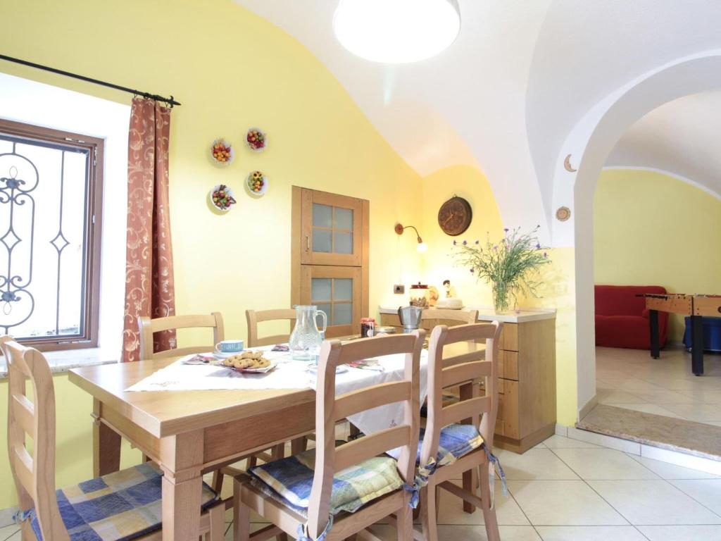 Family Retreat near Garda - 2