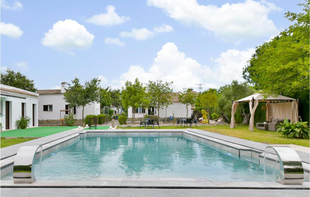 Amazing Home In El Coronil With Wifi, El Coronil