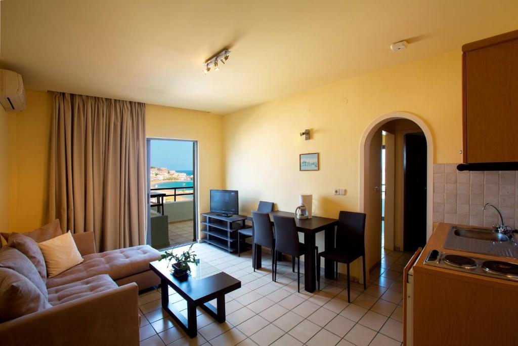 Jason Hotel Apartments — Hotel in Crete Island