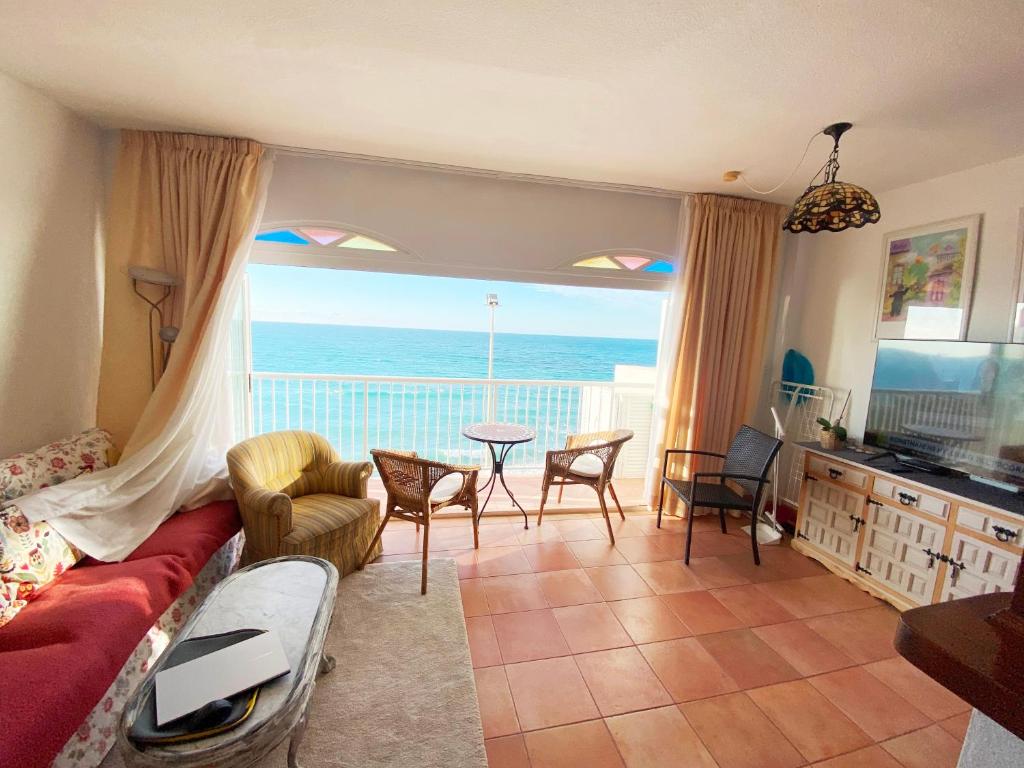 Apartment over torrecilla beach promenade - 4