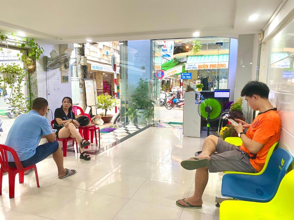 MES HOTEL - Ngay Ben Ninh Kieu photo