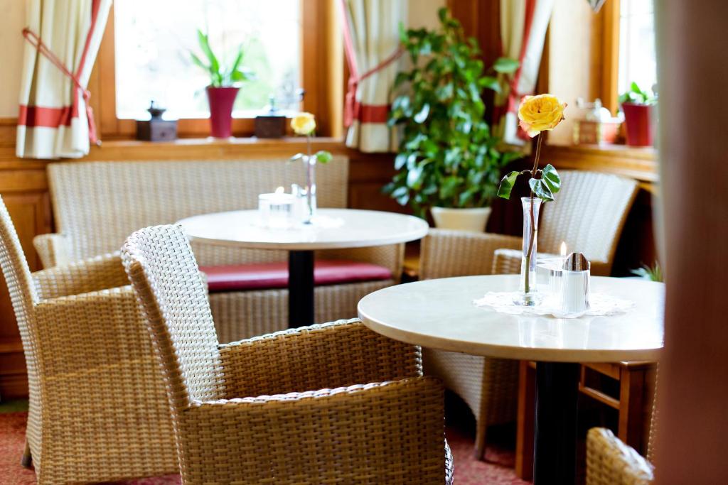 Dorf Café - 5