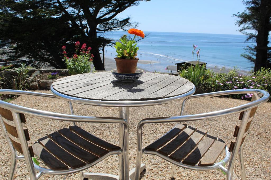 Sand Bar - Mount Brioni, Downderry