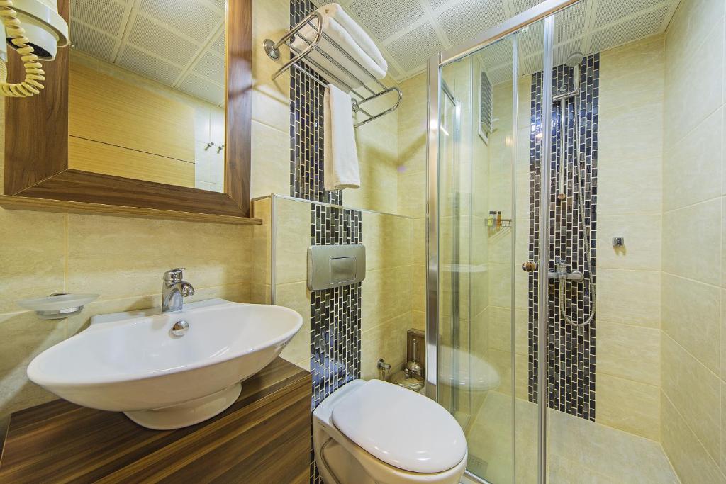Pera Arya Hotel photo