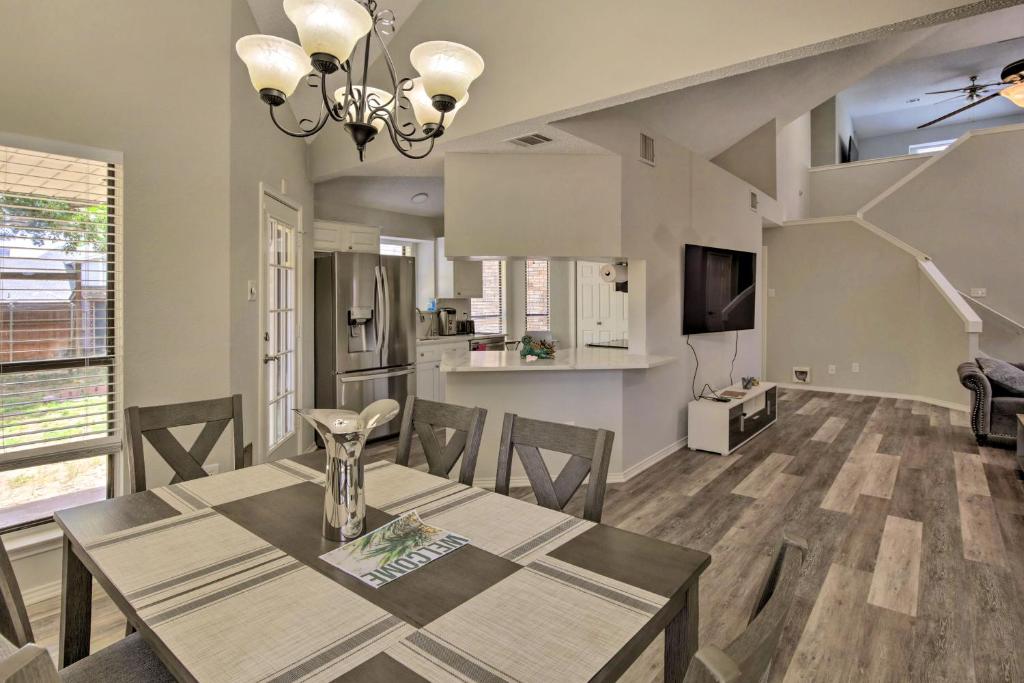 Convenient Allen Retreat, 2 Mi to Downtown!, Allen