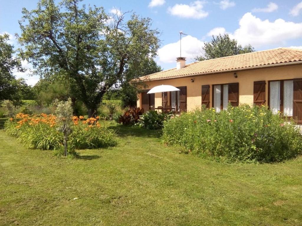 Gîte Pujols, 3 pièces, 4 personnes - FR-1-440-82