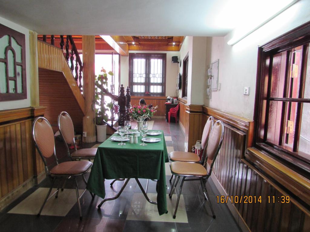 Khách sạn Việt Nhật Hạ Long