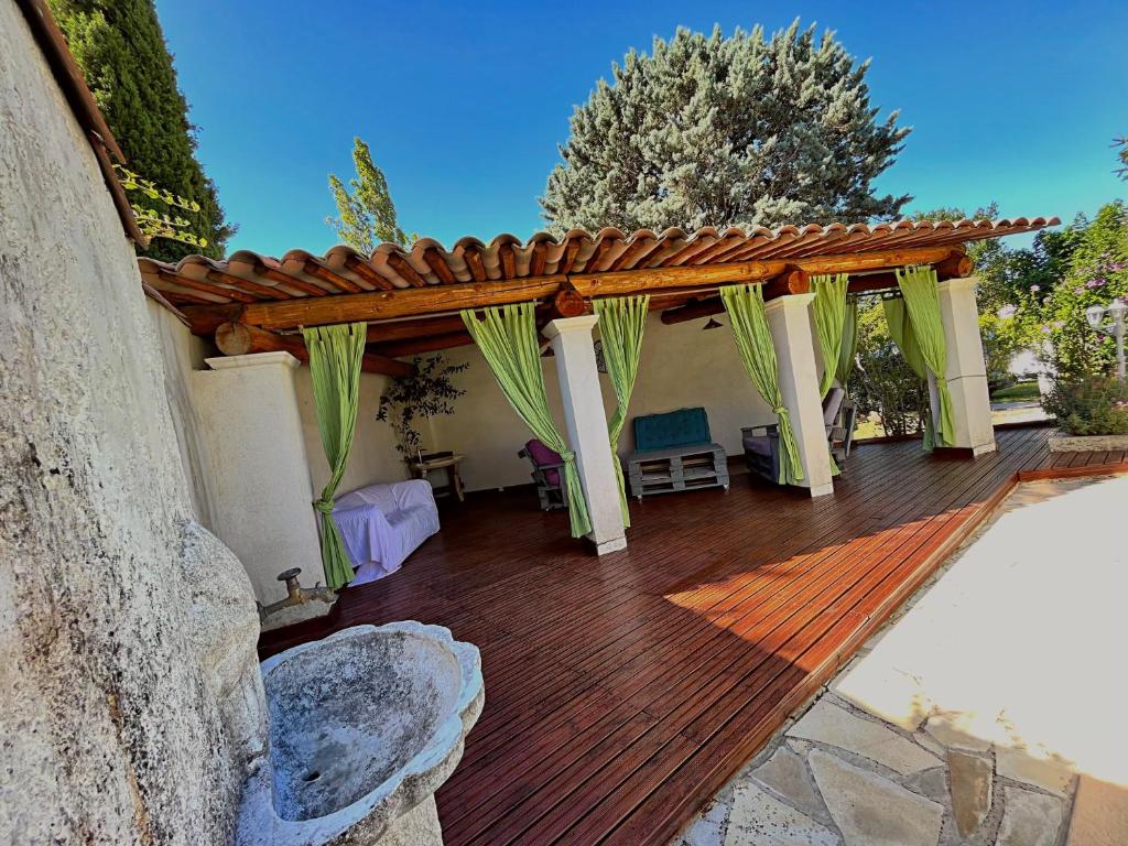 Maison Provençale avec piscine - 3