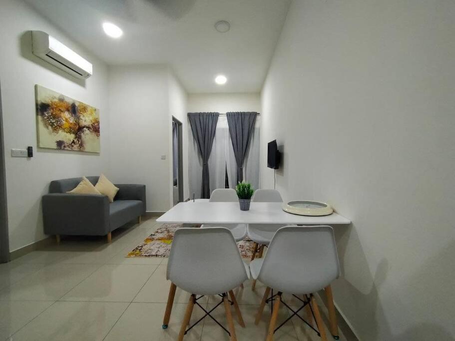 3-bedroom Condo @ Ayuman Suites Gombak photo