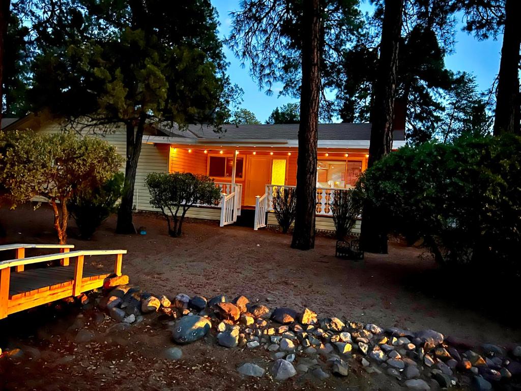 Hidden Gem Retreat in the Heart of Payson, Payson