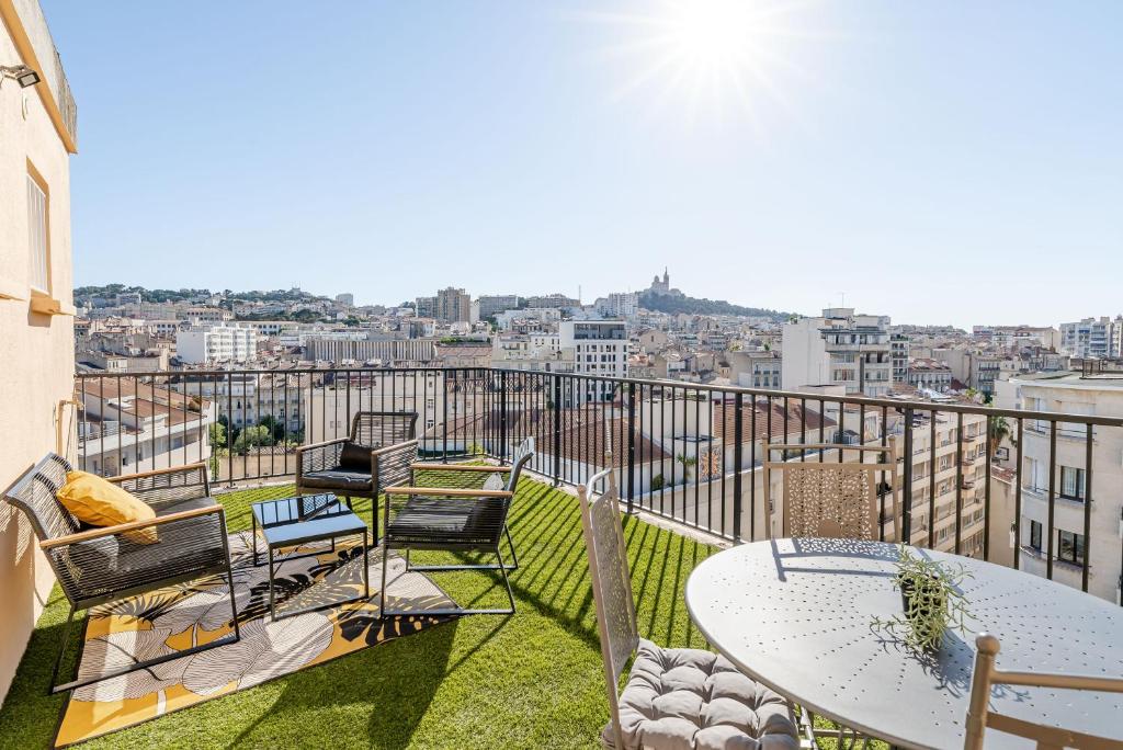 Marseille: Superbe vue sur Notre-Dame de la Garde - 3