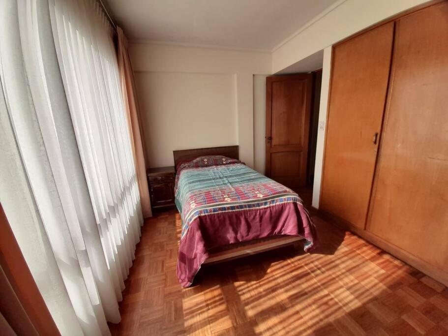 Amplio departamento en zona central norte 3A - 3