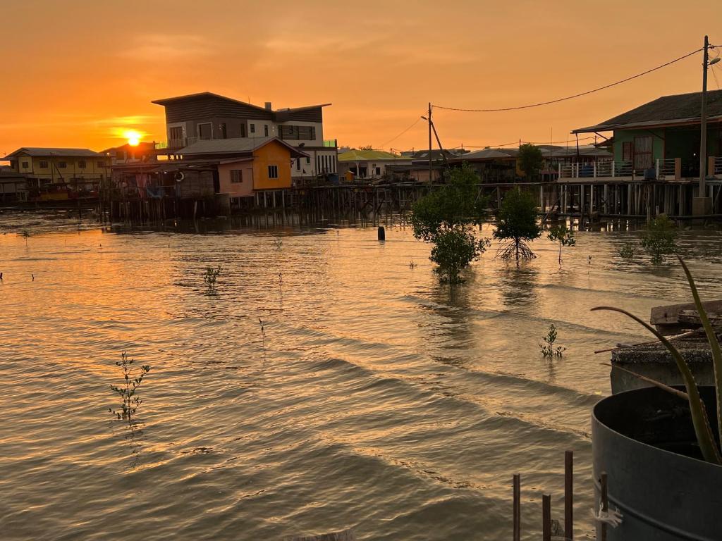 吉胆岛 潮汐民宿 Pulau Ketam Tide Homestay — Hotel in Klang