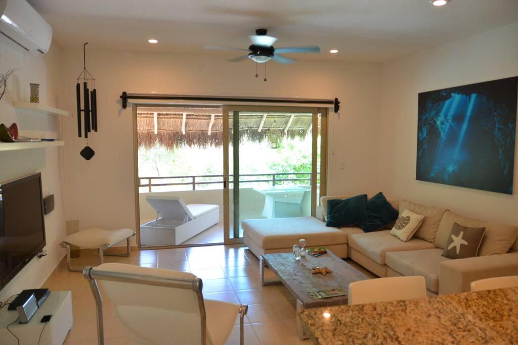 Beatiful Twin Condos - 4
