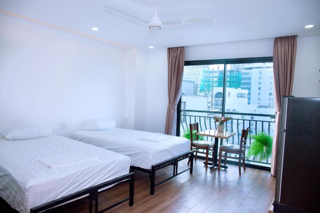 Vanbibo Backpackers & Studio Apartments photo
