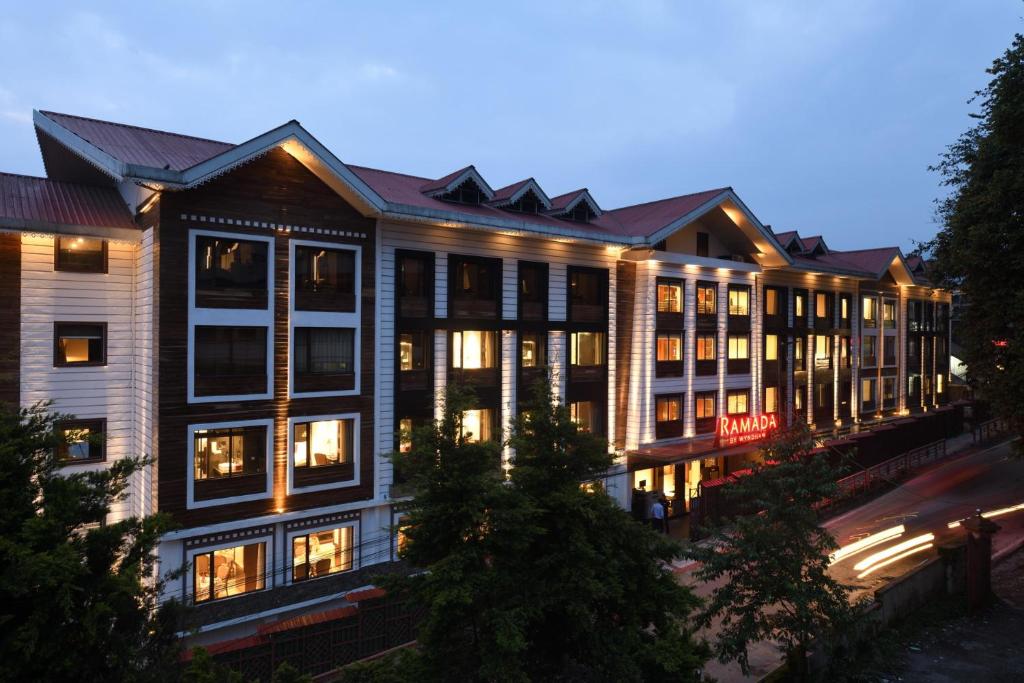 Ramada by Wyndham Gangtok Hotel & Casino Golden, Gangtok