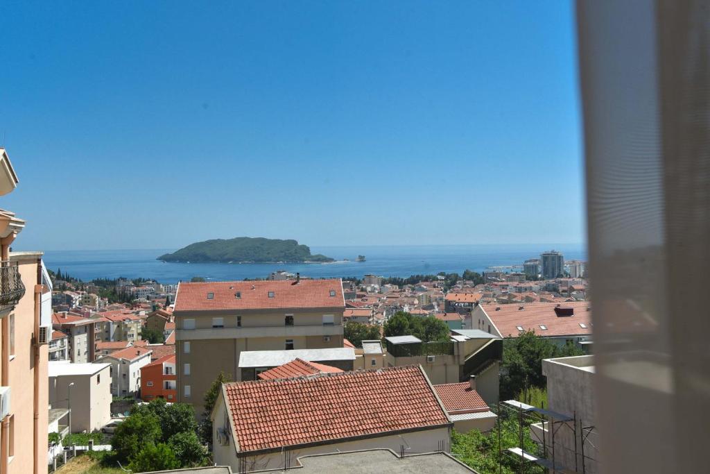 Vistamar Hotel & Apartments photo