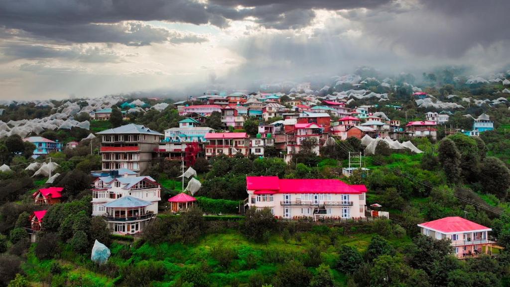 Banjara Orchard Retreat Thanedar photo