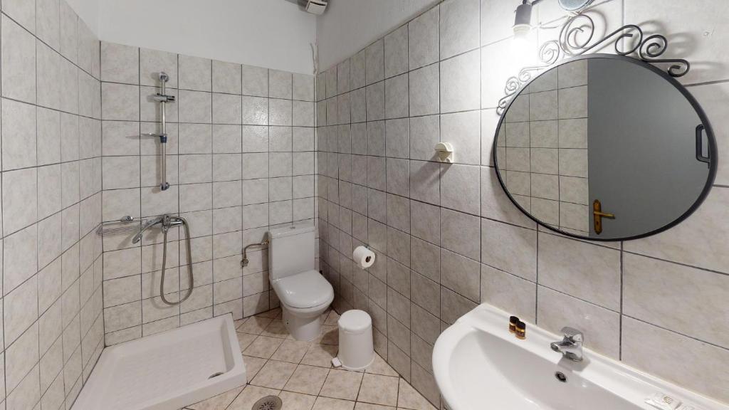 Hotel Akropolis photo