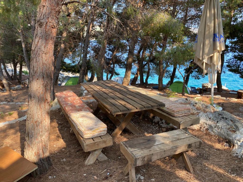 Pine Side Camp photo