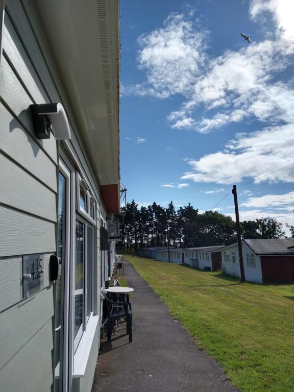 Sandy Toes, 435 Norton Park, Dartmouth - photo 4