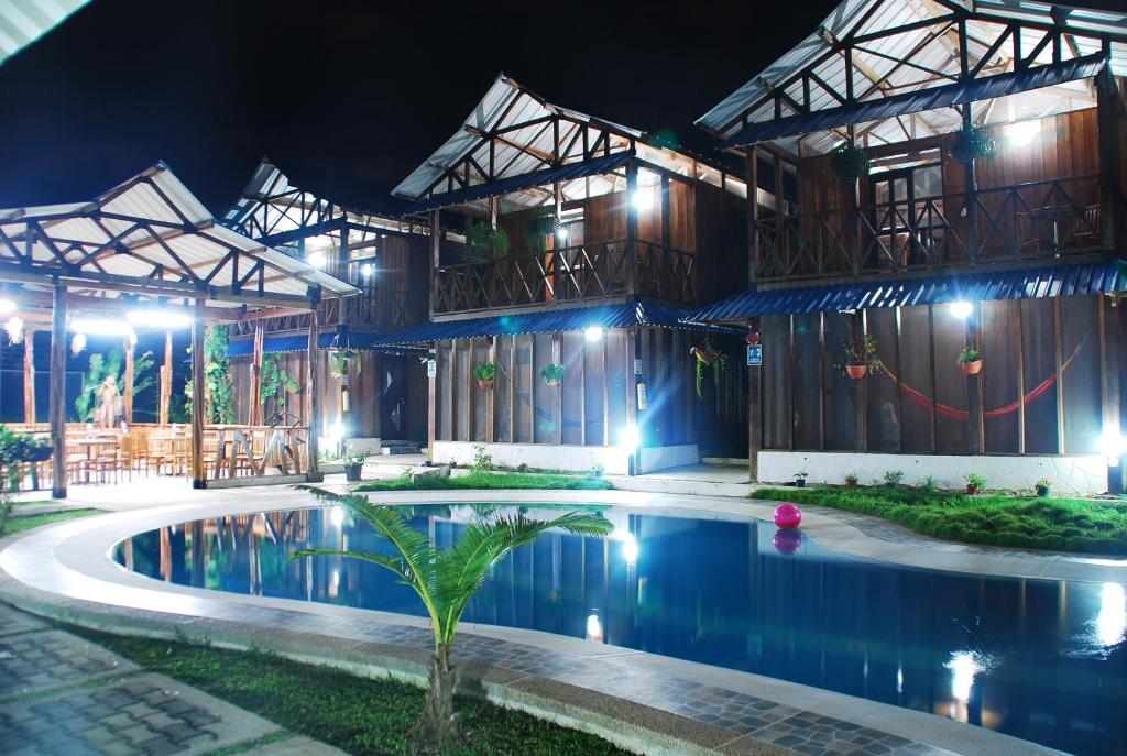 Hotel Utuane photo