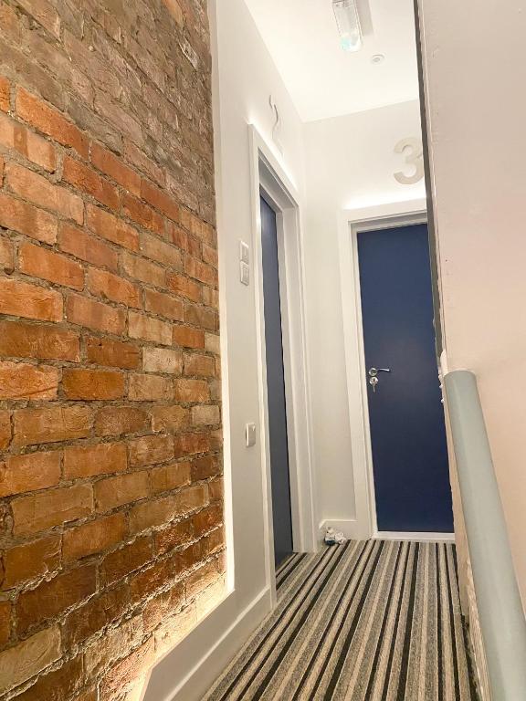 Coastline Retreats - Cloud9 Newly Renovated, Beautiful Ensuite Rooms Near Seafront in Town Centre, N photo