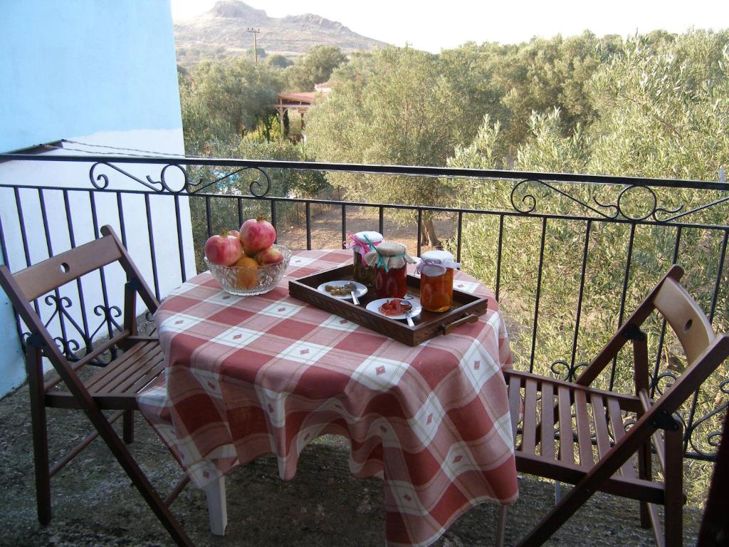 Diamanti Molivos Studios & Apartments photo