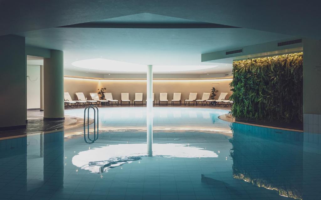 Hotel Waldhuus - 4