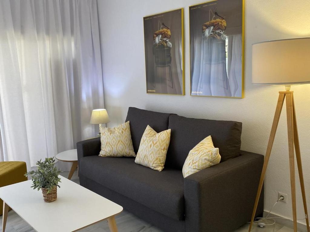 Luminoso apartamento en segunda línea playa 436 - 1