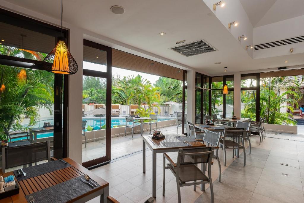Restaurant, Dewa Phuket Resort & Villas in Phuket