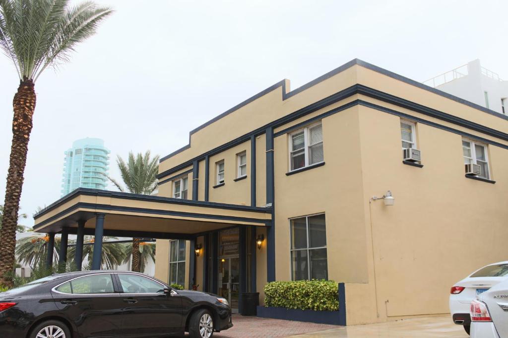 Lombardy Inn Hotel Main image 1