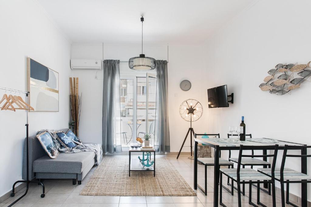 Aegean style, city center studio next to Acropolis, Athen