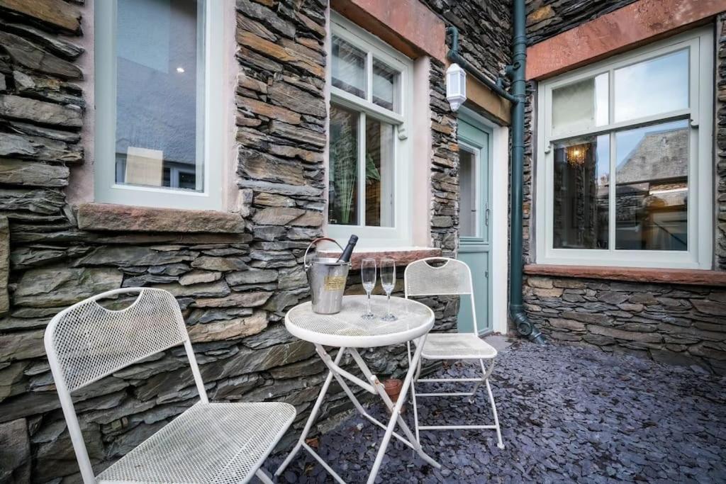 Glen Wynne Apartment - Central Pet-Friendly with Pool Access photo 6
