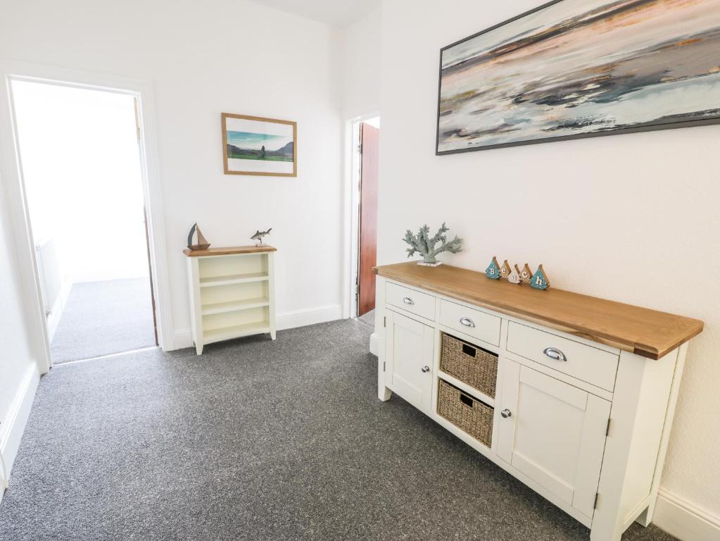 4A Victoria Place, Barmouth photo 3
