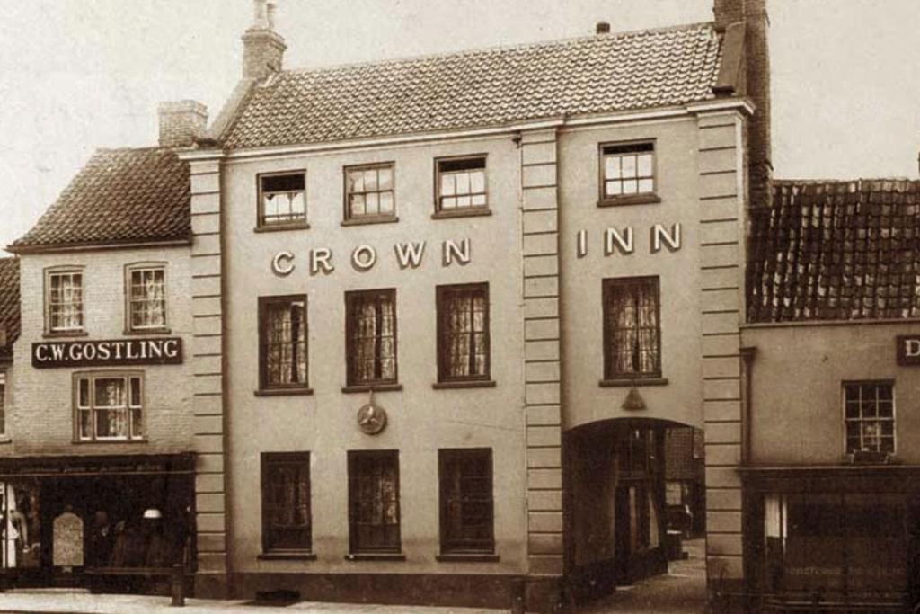 The Crown Fakenham — Hotel in Fakenham