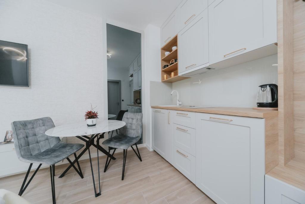 Apartments Radovic - 3