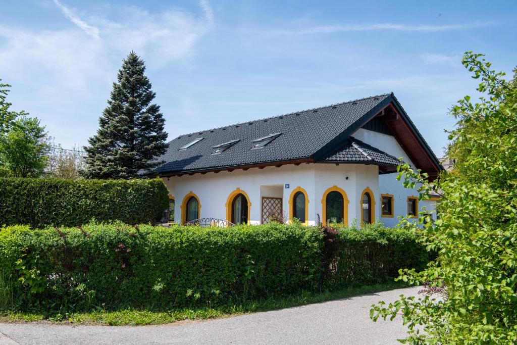 Ganzes Haus mit viel Platz für Familie und Freunde - 2