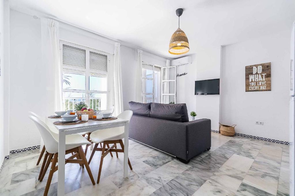 Sur Suites Astigi Vista Mar - 5