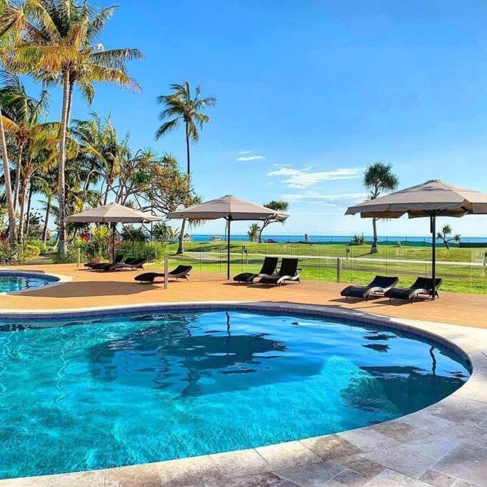 The Sunsetter - Villa 25 Tangalooma photo