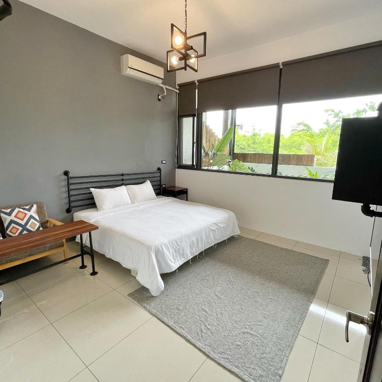 Imanuel Surfing B&B No 2